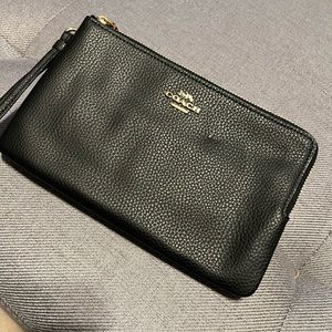Coach double zip wristlet in brand new condition